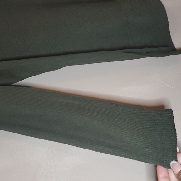 Sonoma Tuttle Neck Sweater - Picture 2 of 5